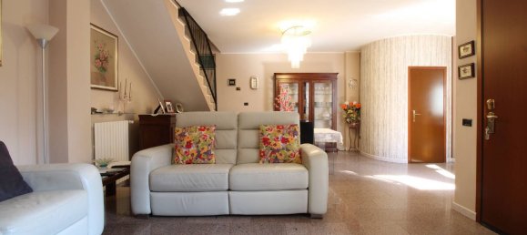 3 Schlafzimmer Haus in Cesano Maderno, Italy, Nr. 364629 3