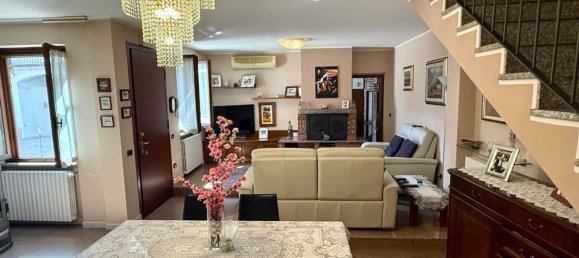 3 Schlafzimmer Haus in Cesano Maderno, Italy, Nr. 364629 4