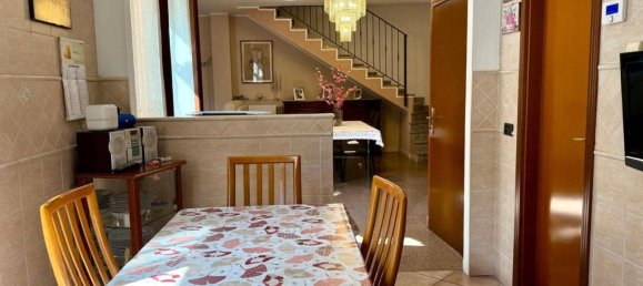 3 Schlafzimmer Haus in Cesano Maderno, Italy, Nr. 364629 11