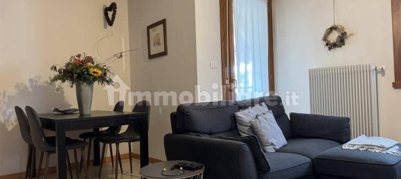 Apartamento de 2 dormitorios en Pordenone, Italy No. 374239 2