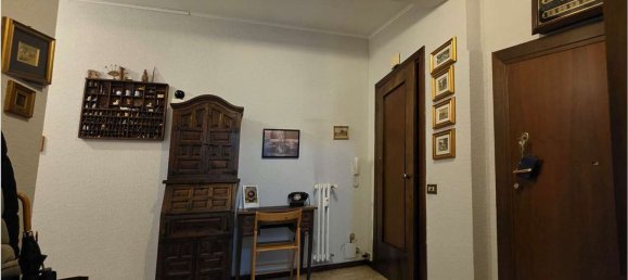 4-salle Appartement à Milan, Italy No. 244235 4