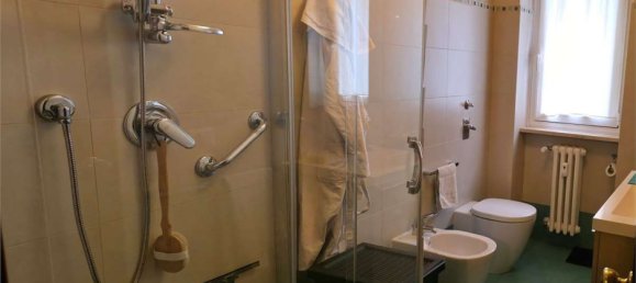 4-salle Appartement à Milan, Italy No. 244235 16