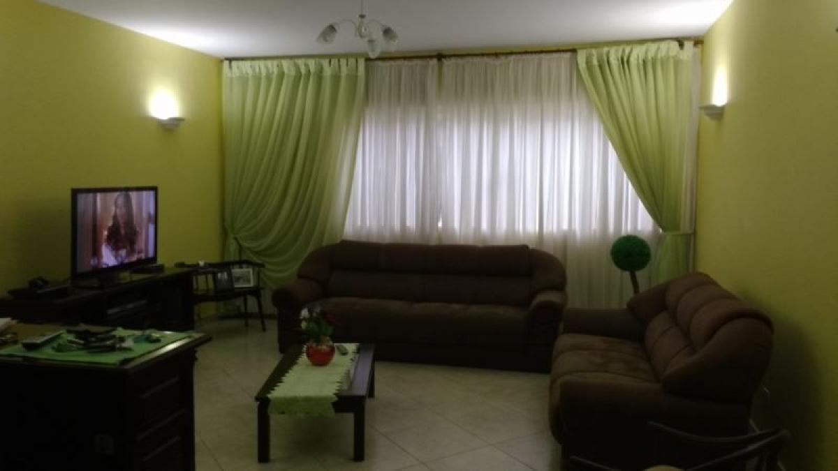 Casa de 3 dormitorios en Sao Paulo, Brazil No. 467057