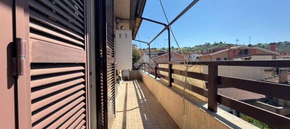 Apartamento T4 em Monterotondo, Italy N.º 373330 24