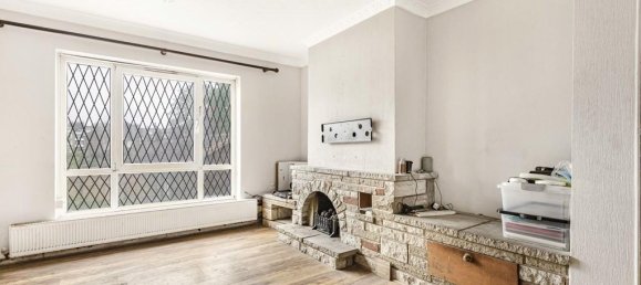 2 bedrooms Apartment in London, United Kingdom No. 8693 2