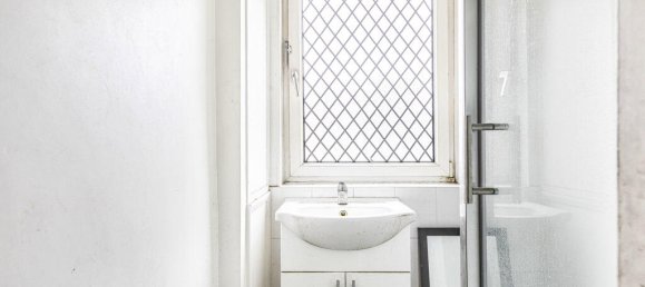 2 bedrooms Apartment in London, United Kingdom No. 8693 19