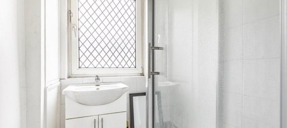 2 bedrooms Apartment in London, United Kingdom No. 8693 18