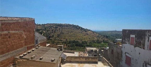 Casa de 6 habitaciónes en Noto, Italy No. 305257 27