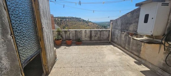 Casa de 6 habitaciónes en Noto, Italy No. 305257 23