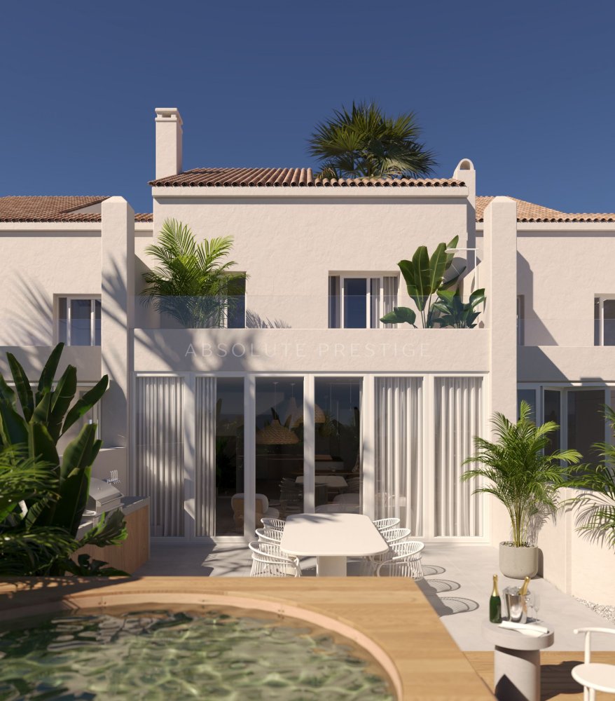3 bedrooms Townhouse in Marbella, Spain No. 86351