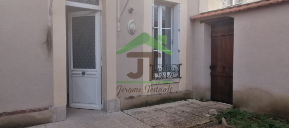 Edificio de 5 habitaciónes en Chateaudun, France No. 90148 4