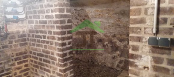 Edificio de 5 habitaciónes en Chateaudun, France No. 90148 13