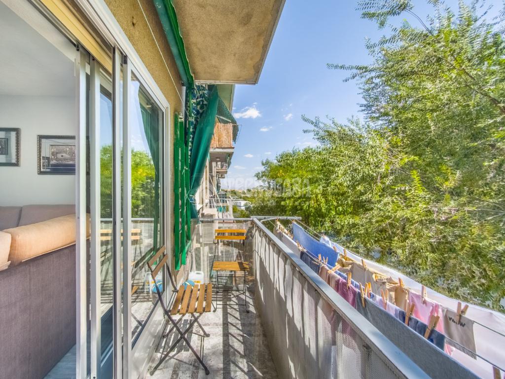 3 rooms Apartment in Madrid, Spain No. 230447