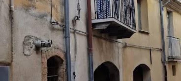 6 rooms House in Bojano, Italy No. 107645 9