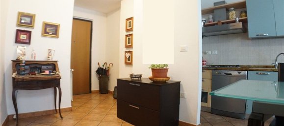 3 Schlafzimmer Wohnung in Carrara, Italy, Nr. 313989 22