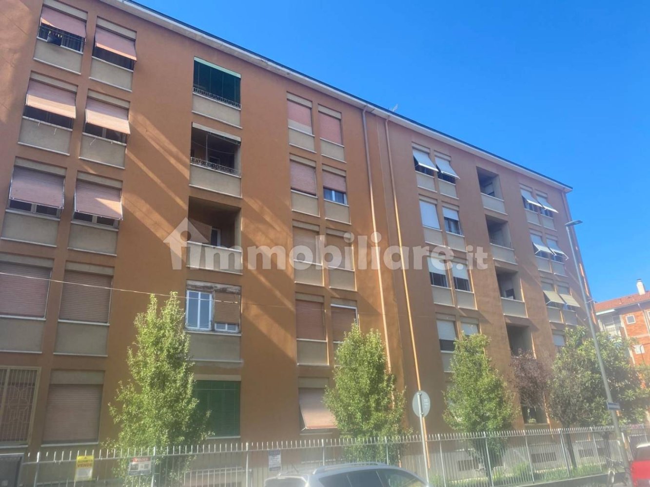 2 Schlafzimmer Wohnung in Milan, Italy, Nr. 336543