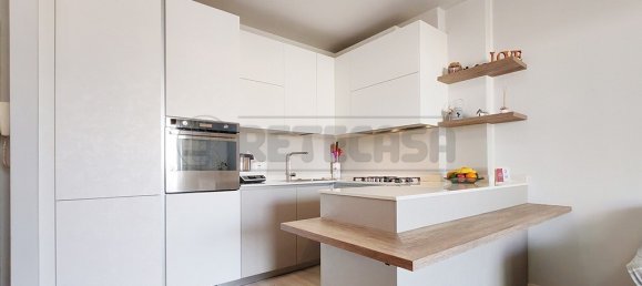 Квартира с 2 спальнями в Бассано дель Граппа, Италия № 351699 8