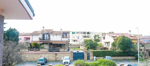 2 Schlafzimmer Wohnung in Anguillara Sabazia, Italy, Nr. 66395 9