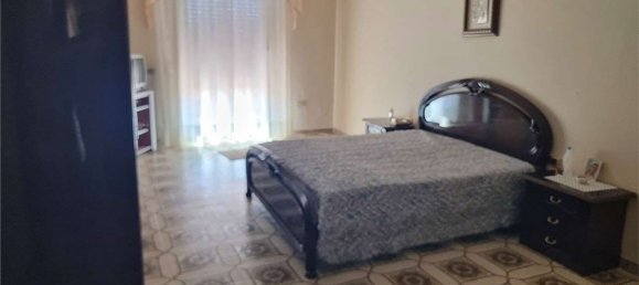 4 bedrooms House in Serradifalco, Italy No. 372106 5