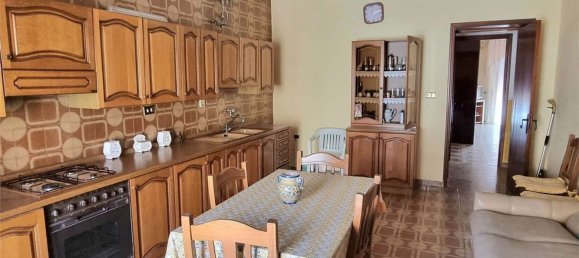 4 bedrooms House in Serradifalco, Italy No. 372106 9