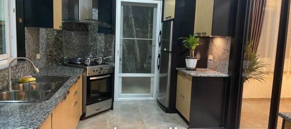 5 bedrooms Villa in Pattaya, Thailand No. 16737 10