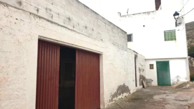 3 bedrooms House in Zaragoza, Spain No. 191547