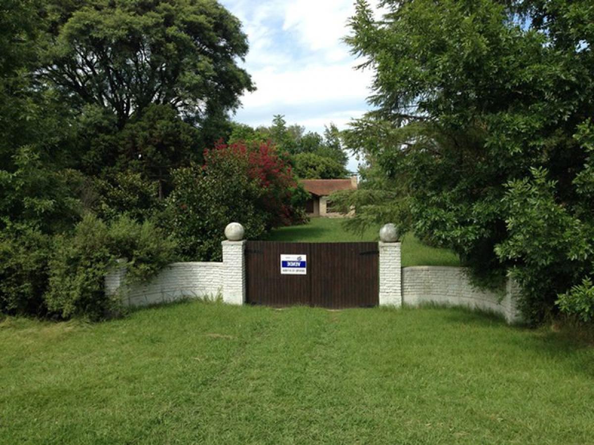 Bauernhof in Capitan Sarmiento, Argentina, Nr. 48239