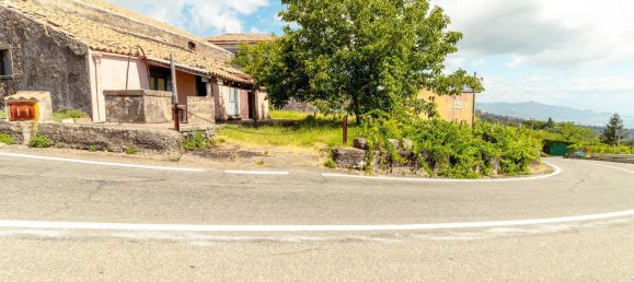 Casa de 4 dormitorios en Milo, Italy No. 331560 20