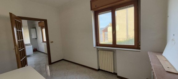 1 غرف نوم شقة في L'Aquila, Italy رقم 293636 10