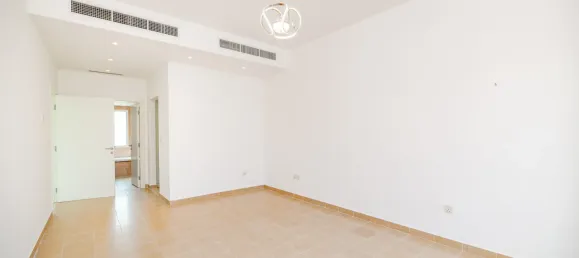 Вилла с 2 спальнями в Jumeirah Village Triangle, ОАЭ № 106196 9