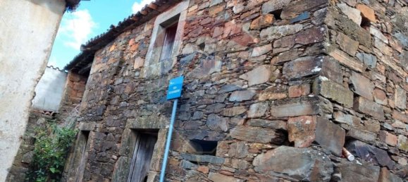 3 bedrooms House in Troviscal, Portugal No. 31473 6