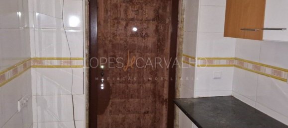 2 Schlafzimmer Wohnung in Amadora, Portugal, Nr. 84042 16