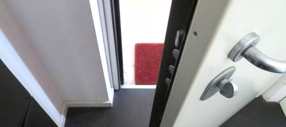 Квартира с 3 спальнями в Триест, Италия № 129893 5