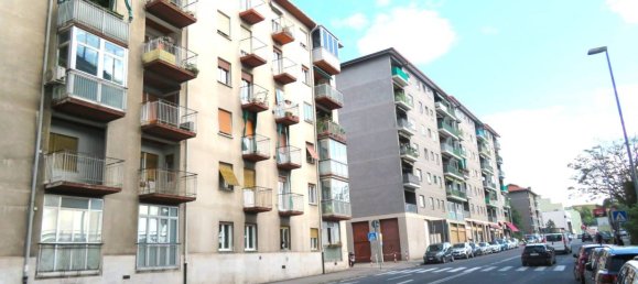 Квартира с 3 спальнями в Триест, Италия № 129893 2