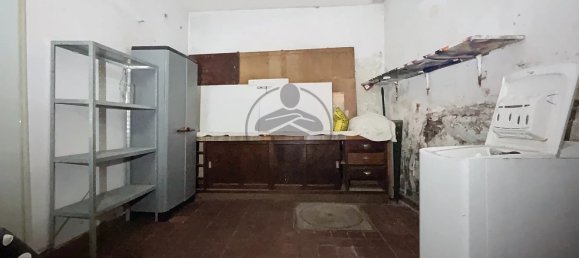 2 bedrooms Building in Saint-Quentin, France No. 155004 9