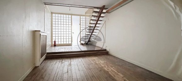 2 bedrooms Building in Saint-Quentin, France No. 155004 4