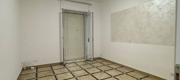 5 rooms Apartment in Vittoria, Italy No. 276633 5