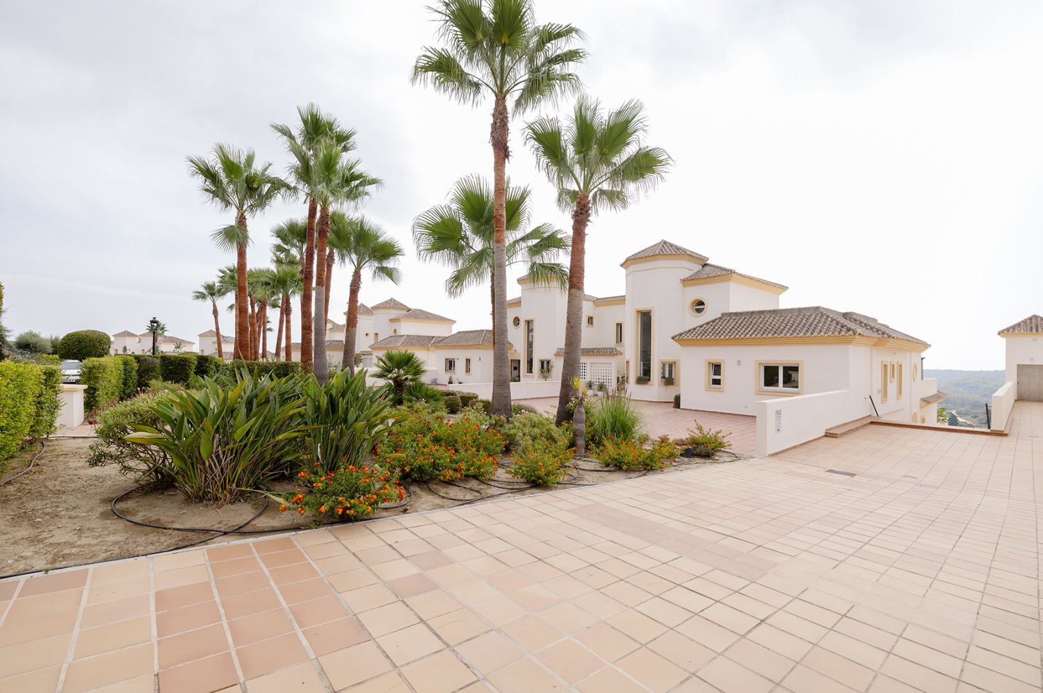 4 bedrooms Penthouse in Cadiz, Spain No. 195867