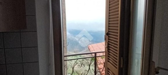 2-salle Appartement à San Vito Romano, Italy No. 198078 10