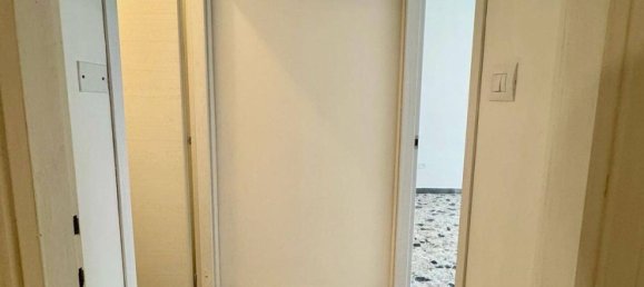 3 Schlafzimmer Wohnung in Mantua, Italy, Nr. 381843 6