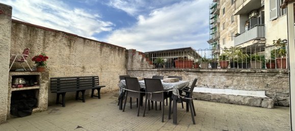 5غرفة شقة في Naples, Italy رقم 57157 5