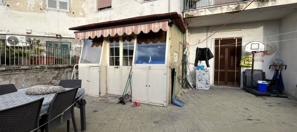 5غرفة شقة في Naples, Italy رقم 57157 9