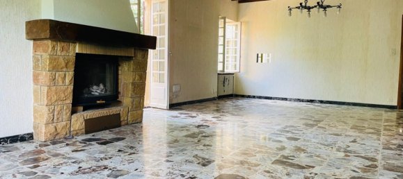 6 bedrooms House in Pommiers, France No. 273090 4