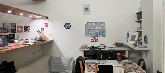 Estudio en Como, Italy No. 319628 4