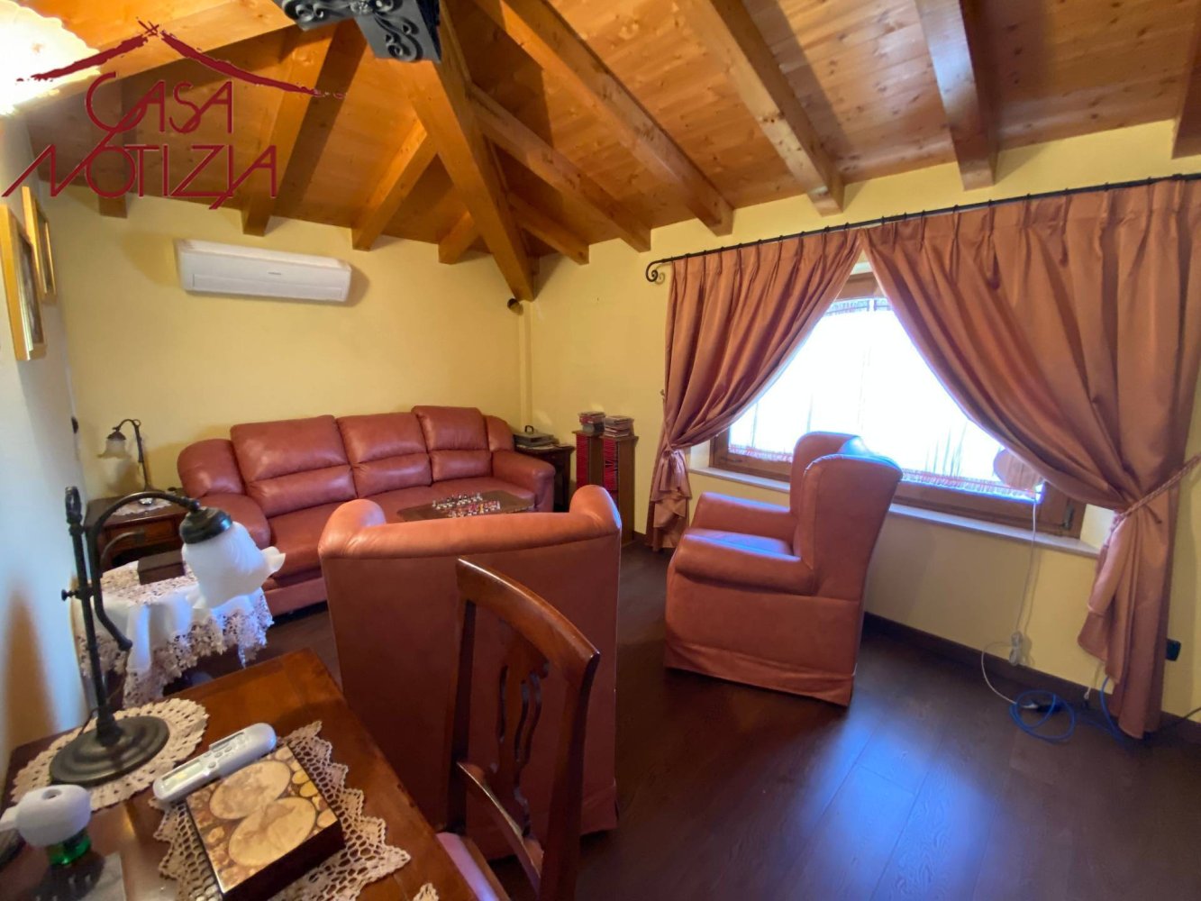 Вилла с 10 комнатами в Лукка, Италия № 82604