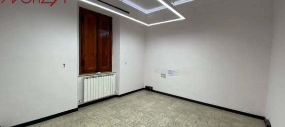 Вилла с 10 комнатами в Лукка, Италия № 82604 13