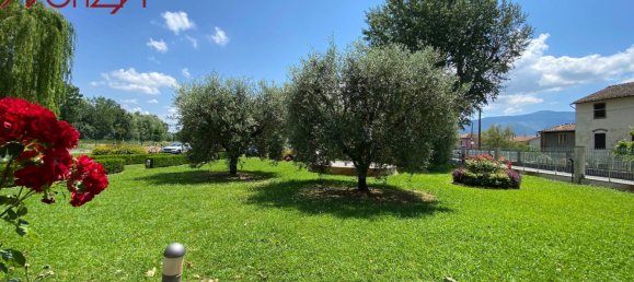 Вилла с 10 комнатами в Лукка, Италия № 82604 17