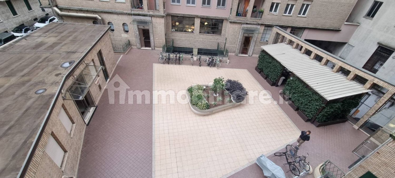 1 bedroom Apartment in Milan, Italy No. 381257
