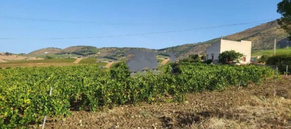 3 rooms House in Castellammare del Golfo, Italy No. 146426 4