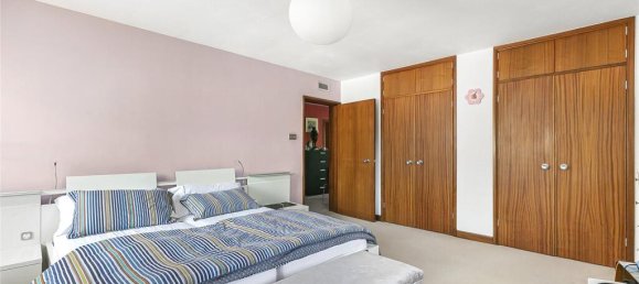 Дом с 4 спальнями в Лондон, Великобритания № 6586 21